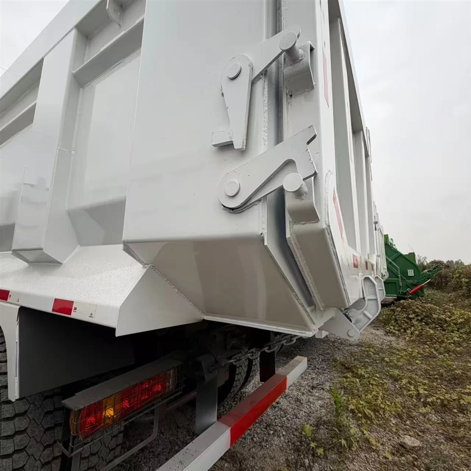 Refurbished HOWO 371 RHD Dump Truck price
