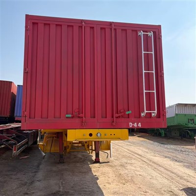 Side-turning Van Semi-trailer