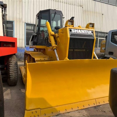 Used Tracked Bulldozer